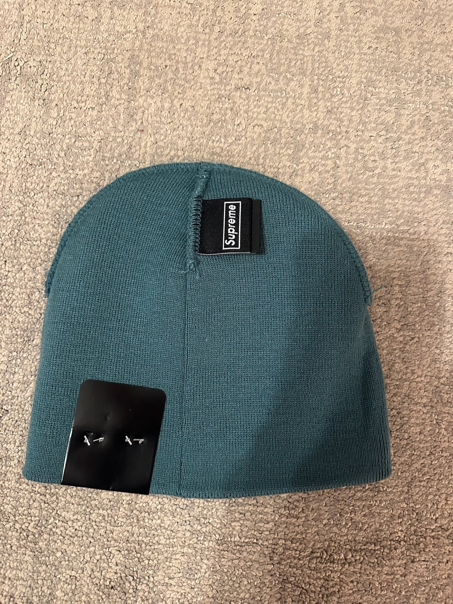 Supreme x New Era Accent Beanie