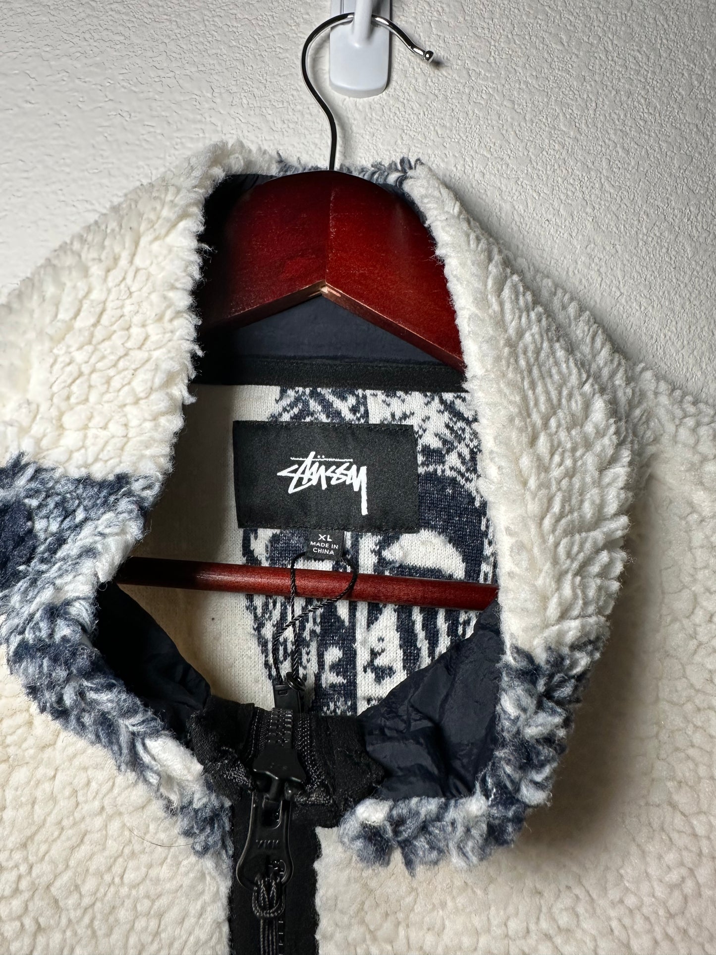 Stussy Mask Jacquard Sherpa (XL)