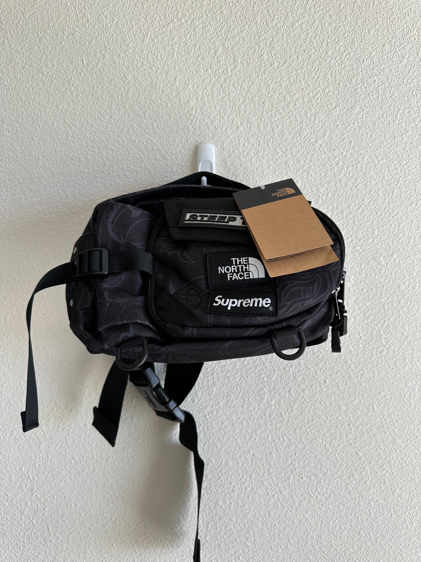 Supreme x The North Face Steep Tech Waist Bag