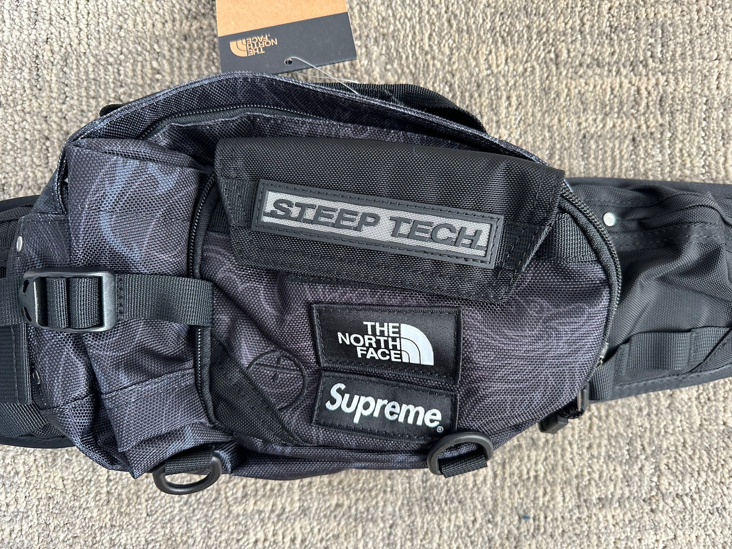 Supreme x The North Face Steep Tech Waist Bag