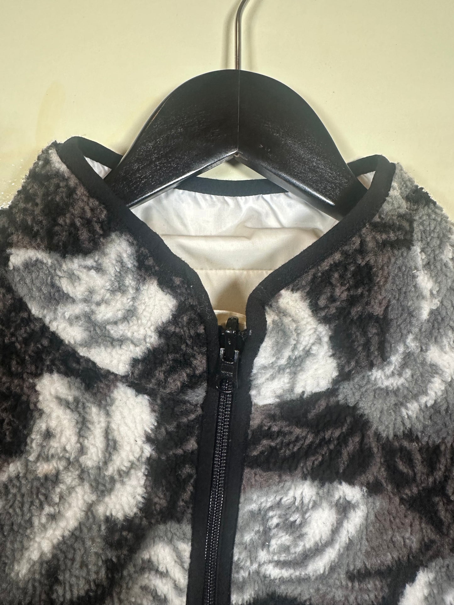 Supreme Roses Sherpa Fleece Reversible Jacket (XL)