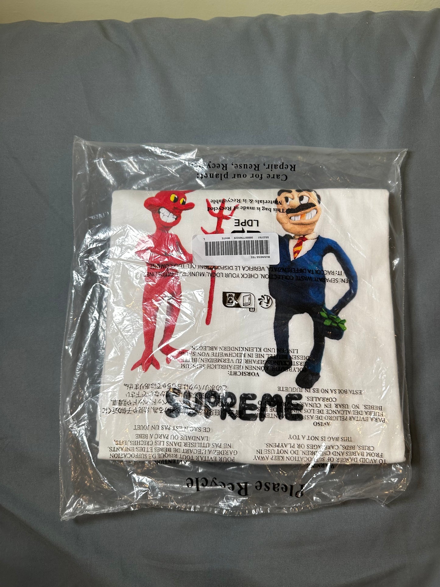 Supreme Business Tee (L)