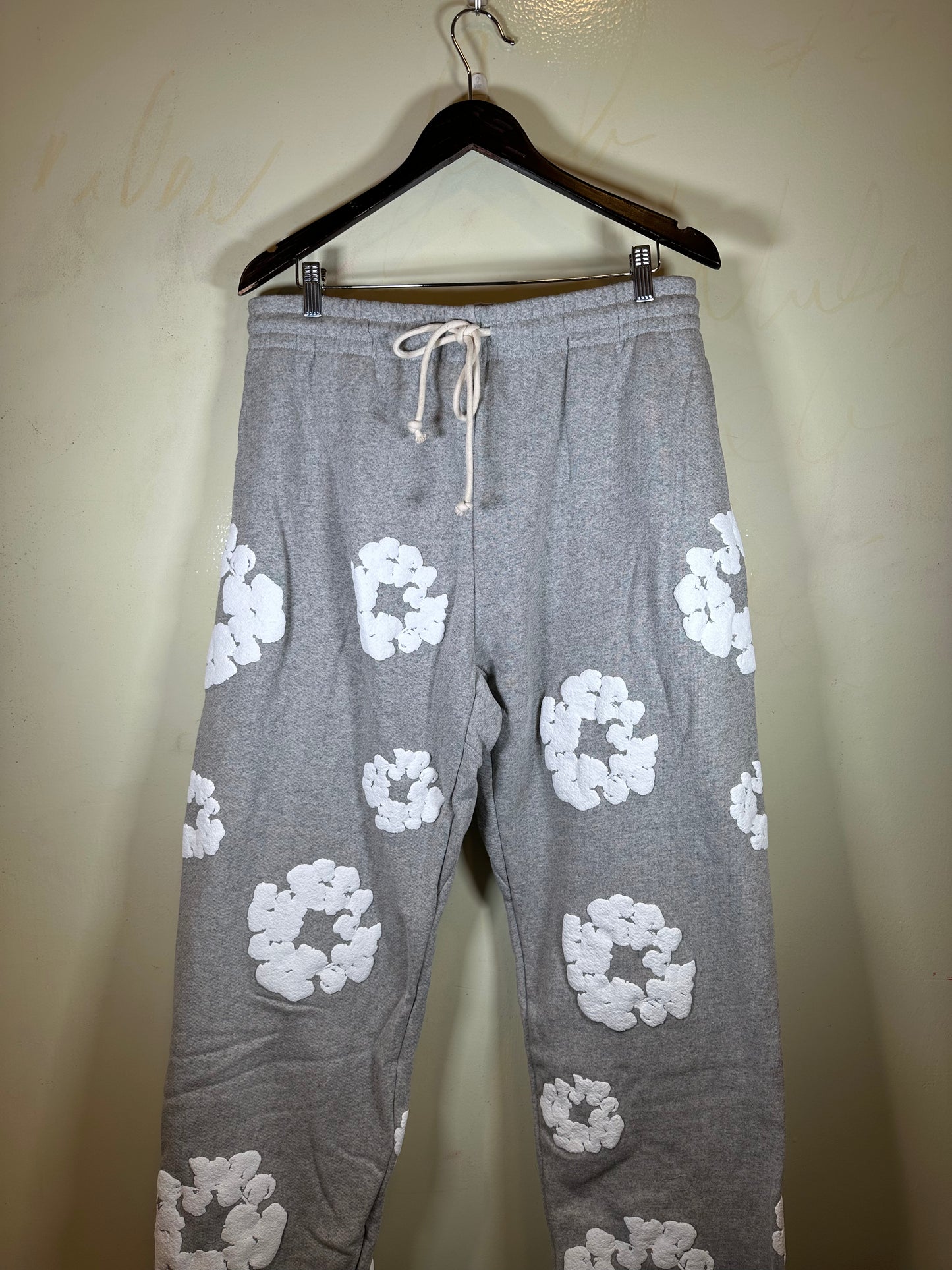 Denim Tears Cotton Wreath Grey Sweatpants (XL)