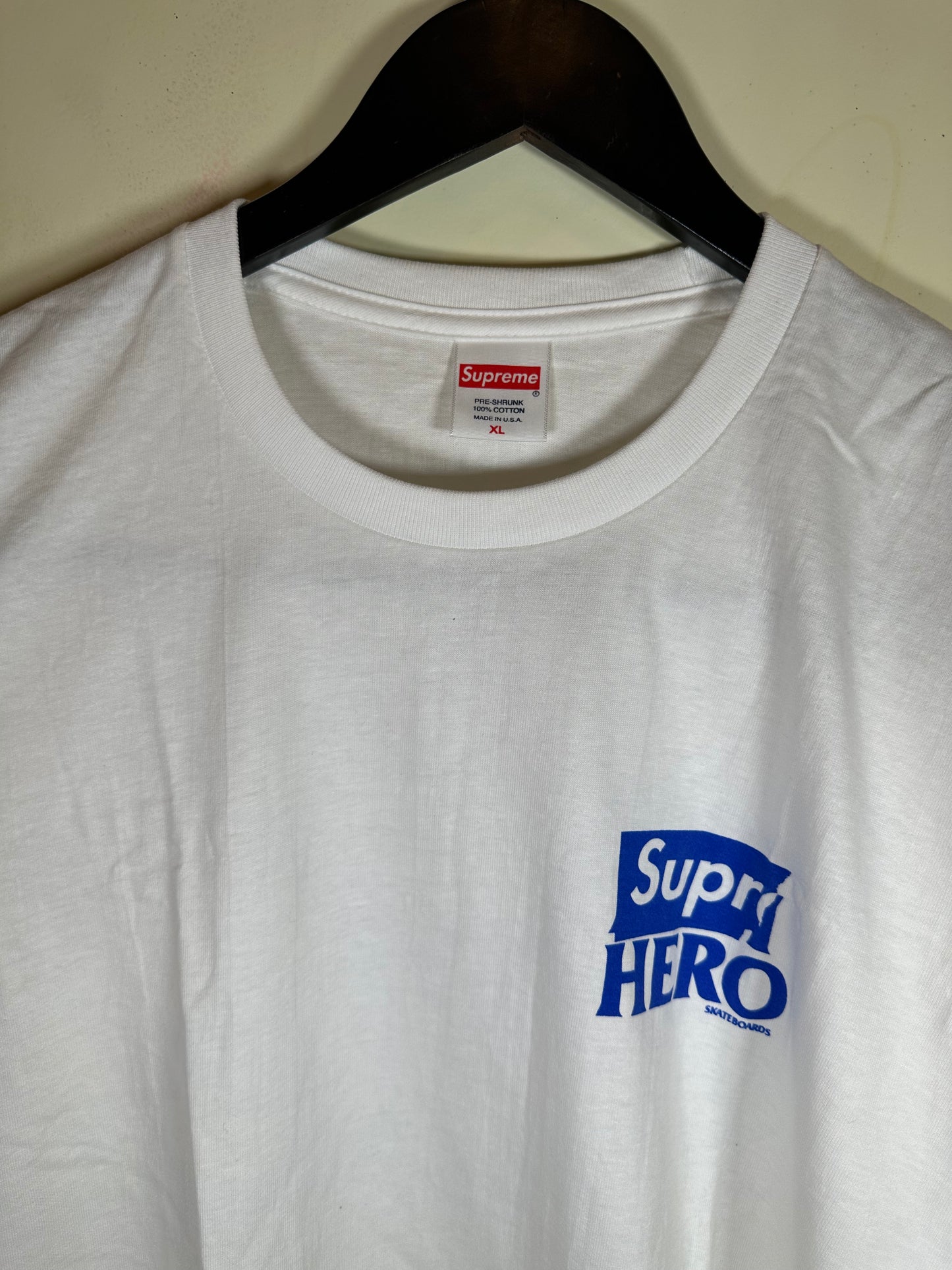 Supreme Antihero Dog Tee (XL)