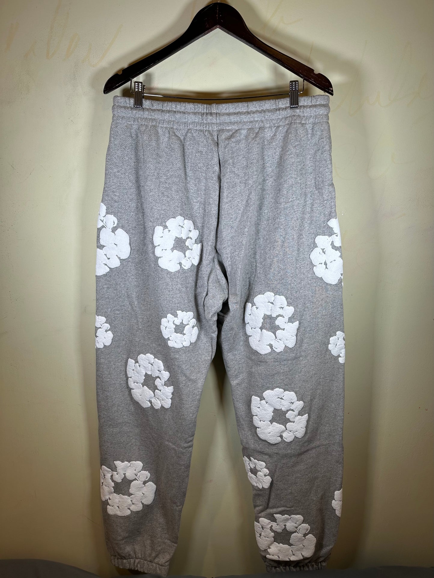 Denim Tears Cotton Wreath Grey Sweatpants (XL)