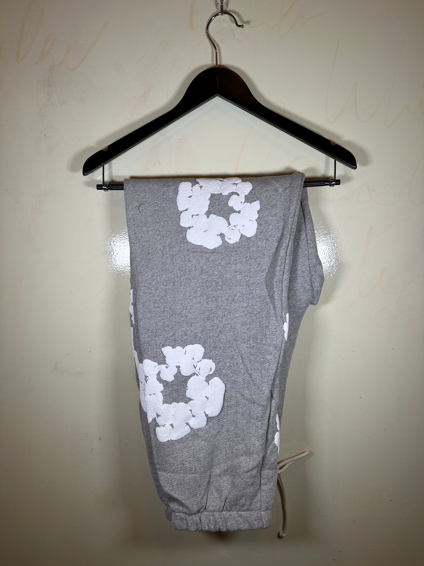 Denim Tears Cotton Wreath Grey Sweatpants (XL)